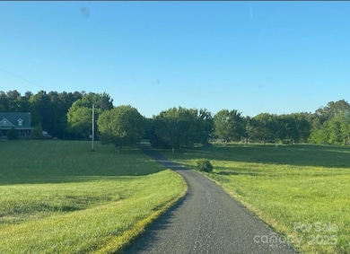 105 Eubanks Rd, Monroe, NC 28112 - photo 2