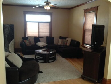 3 Living area<|><|>