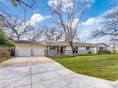 5145 Jennings Dr, North Richland Hills, TX 76180 - photo 3