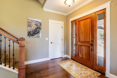 2-web-or-mls-4022 NW Northcliff-2