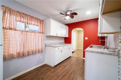 2819 S 22nd St, Saint Joseph, MO 64503 - photo 4