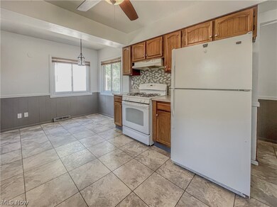 28931 Ridge Rd, Wickliffe, OH 44092 - photo 6