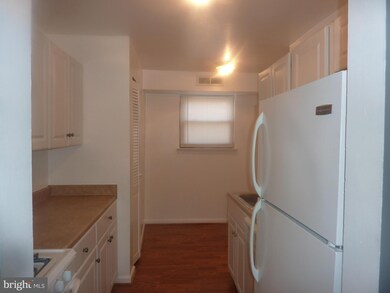 5937 Quantrell Ave unit 103, Alexandria, VA 22312 - photo 5