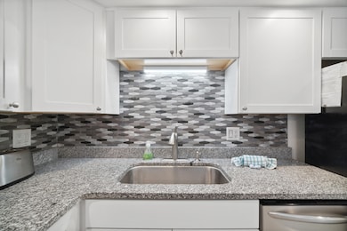 5-print-23223-front-beach-rd-501