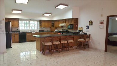 15861 SW 254th St, Homestead, FL 33031 - photo 5