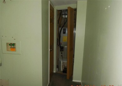 46 Eisenhower Cir, Whitehall, PA 18052 - photo 3