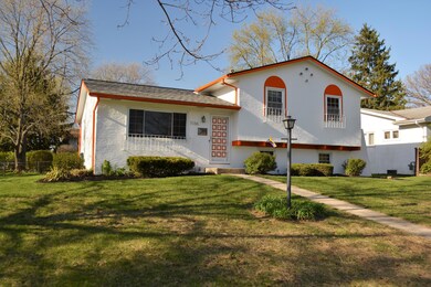 1166 Rockwood Place, Columbus, OH 43229 - photo 2