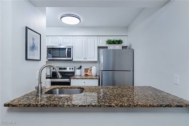 9350 Lennex Ln unit 807, Fort Myers, FL 33919 - photo 6