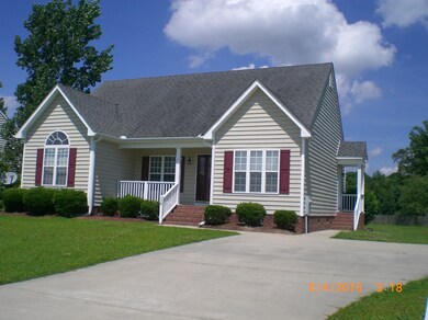 778 Ray Crawford Dr, Winterville, NC 28590 - photo 2