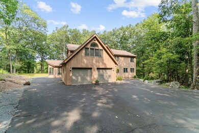 809 Overlook Ct, Lords Valley, PA 18428 - photo 4