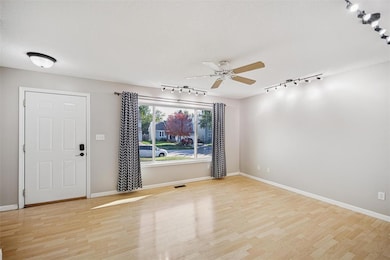 608 53rd St, West Des Moines, IA 50266 - photo 4