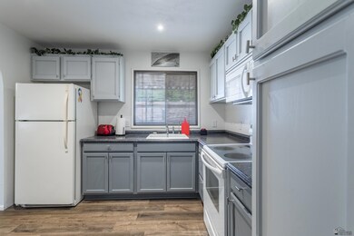 10630 E Amber Dr, Yuma, AZ 85365 - photo 5