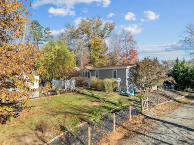 14 Harkins Ln, Marshall, NC 28753 - photo 2