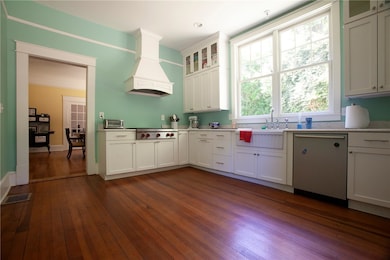 203 E Ervin St, Walhalla, SC 29691 - photo 6