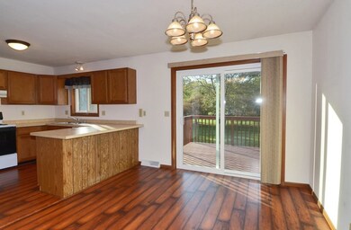 224 Lincoln St, Brooklyn, WI 53521 - photo 5