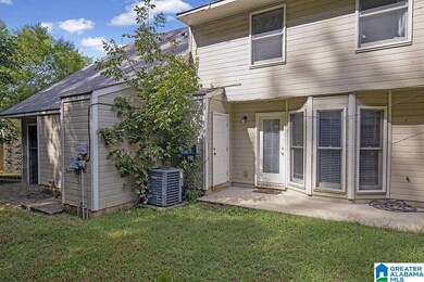5249 Falling Creek Ln, Birmingham, AL 35235 - photo 2