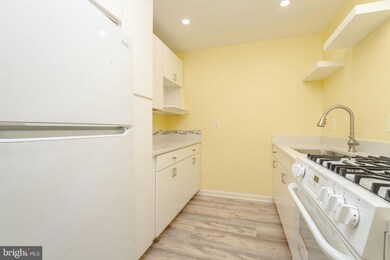 10530 Cross Fox Ln unit B2, Columbia, MD 21044 - photo 3