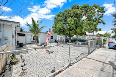 6501 SW 4th St unit b, Miami, FL 33144 - photo 2