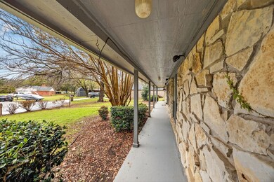 309 Jean Ct, Springtown, TX 76082 - photo 4