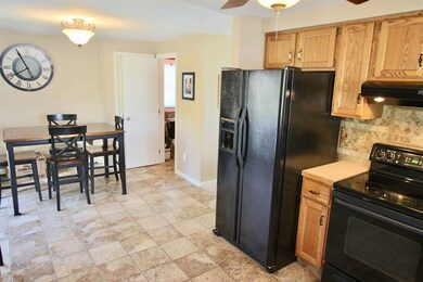 4 Edward Ln, MerriMacK, NH 03054 - photo 6