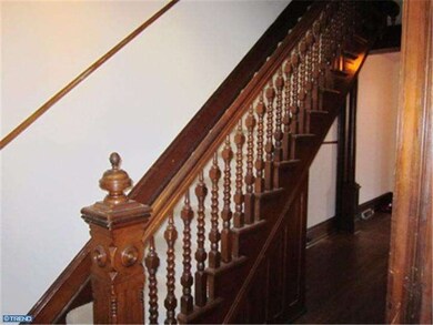 122 N 11th St, Reading, PA 19601 - photo 4