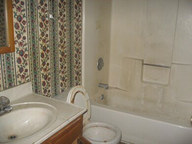 435 Church St, Lebanon Junction, KY 40150 - photo 6