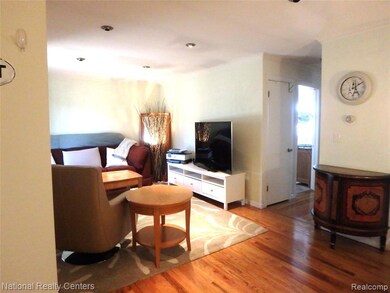 1727 E 14 Mile Rd, Birmingham, MI 48009 - photo 7