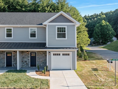 100 Red Twig Ln unit 101, Burnsville, NC 28704 - photo 6