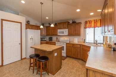 13512 N Addison St, Spokane, WA 99208 - photo 7