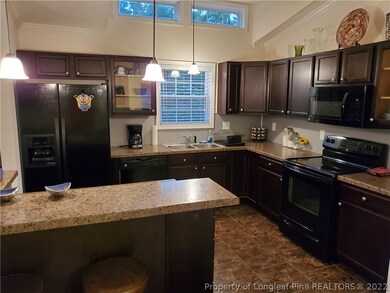 207 W Grove St, Newton Grove, NC 28366 - photo 7