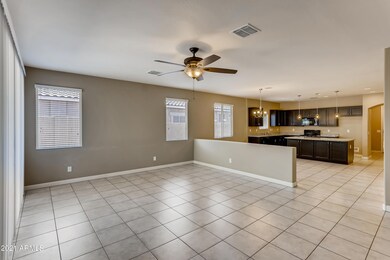 5-542290950-08 Living Room