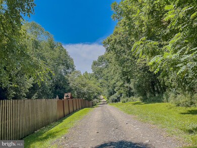 932 Valley Forge Rd, Phoenixville, PA 19460 - photo 6