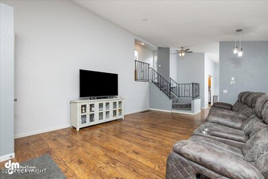 06-Living Room 20240315-DW-3753-Edit