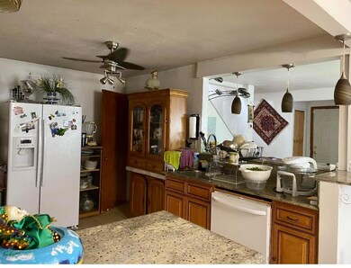 EC4A4BD2-795B-45E4-8711-1B0716179A7B