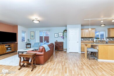 06-Living Room 20201202-DW-2203