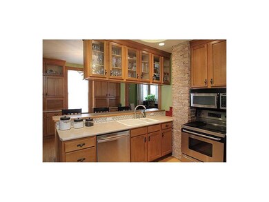 . All appliances stay with the houseTons of cabine