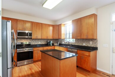 716 Samson Way, Northbrook, IL 60062 - photo 6