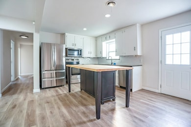 913 Zelda Dr, Hurst, TX 76053 - photo 6