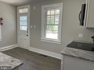 1239 Linden St, Reading, PA 19604 - photo 6