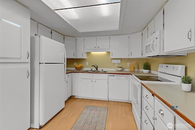 1905 F St SE unit F19, Auburn, WA 98002 - photo 7