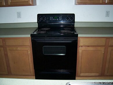 Kitchen - Updated Balck Appliances