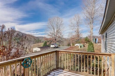 47 Farmstead Rd unit 17, Leicester, NC 28748 - photo 6