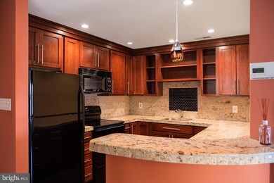 108 Pamela Ct unit 610, Levittown, PA 19057 - photo 6