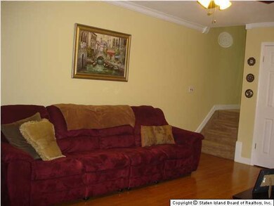 80 Sandywood Ln, Staten Island, NY 10309 - photo 6