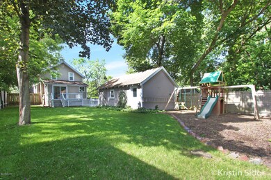 479 Hubbard St NE, Grand Rapids, MI 49525 - photo 3