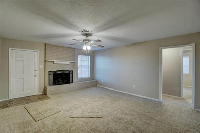 1006 W E Ave, Cache, OK 73527 - photo 4