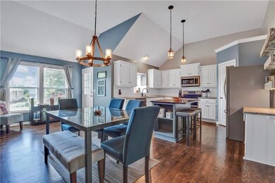 5050 Brownridge Dr, Shawnee, KS 66218 - photo 4