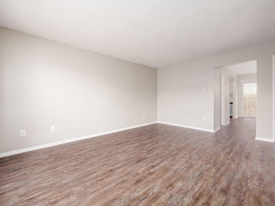 7754 Deercrest Ct, Dublin, OH 43016 - photo 3