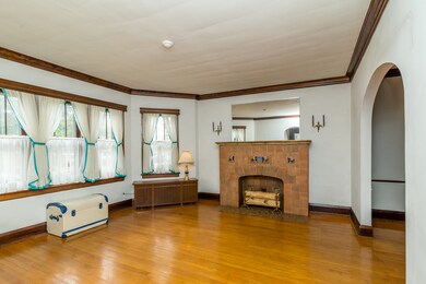 5221 W Wellington Ave, Chicago, IL 60641 - photo 3