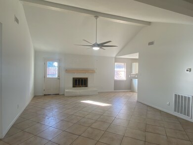 10822 Overlea Dr, Houston, TX 77089 - photo 4